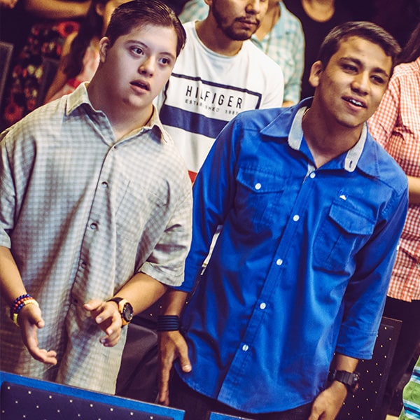  Momentos de alabanza y adoración 