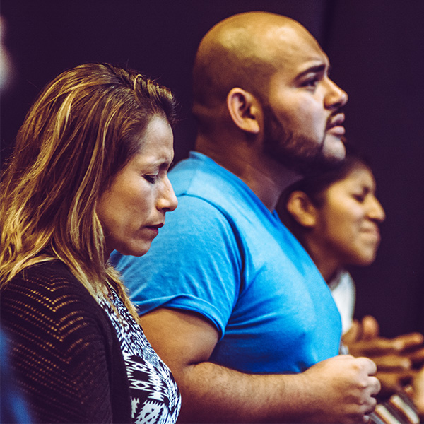  Momentos de alabanza y adoración 